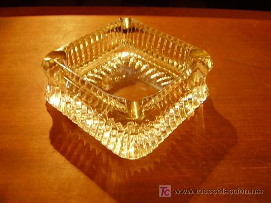 Antig&uuml;edades: Cenicero cristal - Foto 1