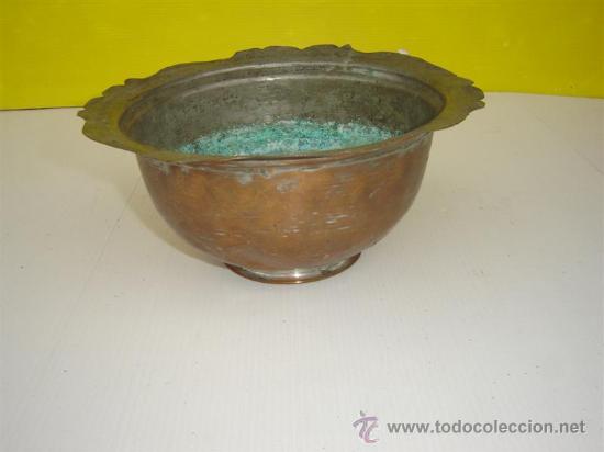Antig&uuml;edades: cacharron de cobre - Foto 1