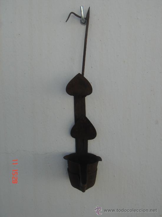 Antig&uuml;edades: C&Aacute;NDIL ANTIG&Uuml;O DE DOBLE CAZOLETA. - Foto 1