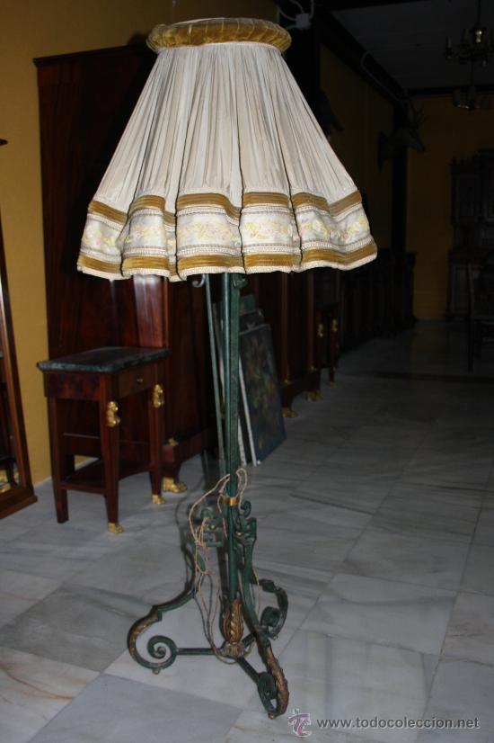 Antig&uuml;edades: L&Aacute;MPARA DE PI&Eacute; REF.1568 - Foto 1