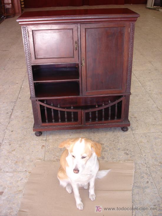 Antig&uuml;edades: MUEBLE AUXILIAR DE CAOBA - Foto 2