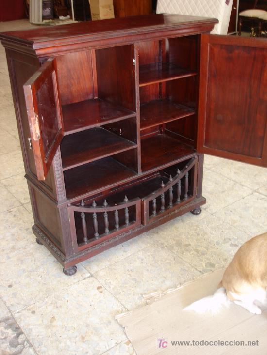 Antig&uuml;edades: MUEBLE AUXILIAR DE CAOBA - Foto 4