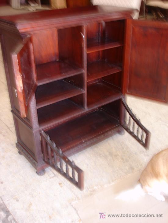 Antig&uuml;edades: MUEBLE AUXILIAR DE CAOBA - Foto 6