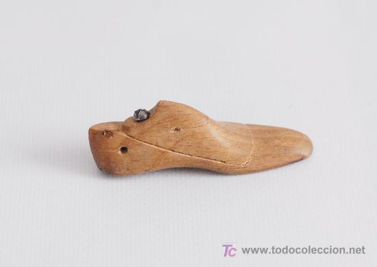 Antig&uuml;edades: Horma de zapato en miniatura. - Foto 2