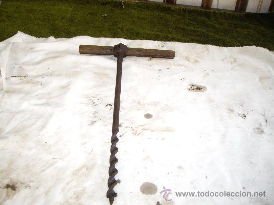 Antig&uuml;edades: TALADRO PARA MADERA MUY ANTIGUO - Foto 1