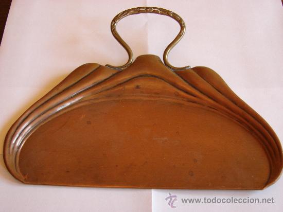Antig&uuml;edades: RECOGEMIGAS ANTIGUO. MODERNISTA. FINALES SIGLO XIX