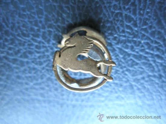 Antig&uuml;edades: INSIGNIA PIN DOBLE DOS CARAS DE PEGASO F&Aacute;BRICA DE CAMIONES , A&Ntilde;OS 60