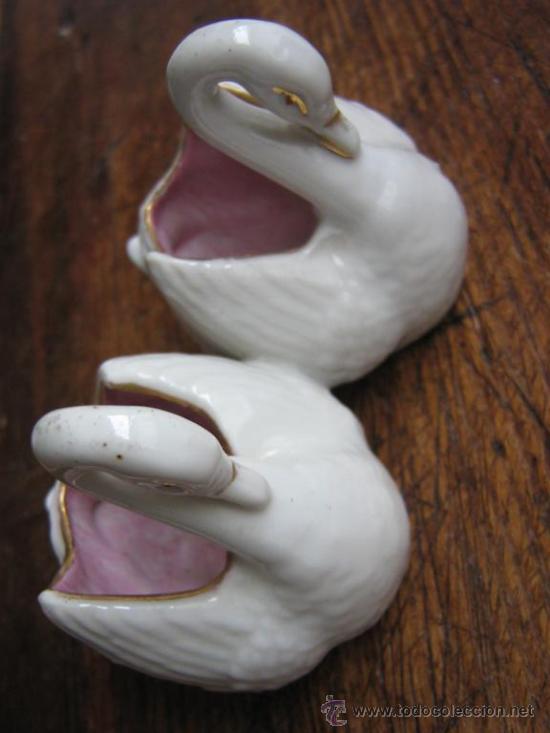 Antig&uuml;edades: ESPECIERO ANTIGUO DE PORCELANA - Foto 1