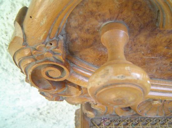 Antig&uuml;edades: ANTIGUA PERCHA CON REPISA - Foto 5