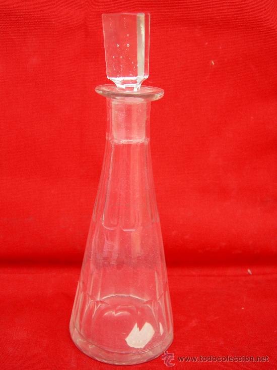 Antig&uuml;edades: BOTELLA FACETADA - Foto 1
