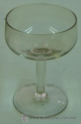 Antig&uuml;edades: COPA ANTIGUA DE CAVA-MEDIDAS 8,5*12,5 CMS.