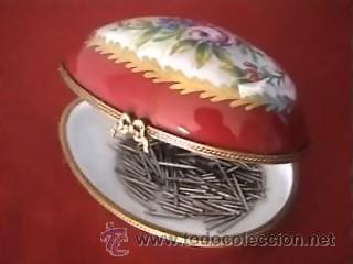 Antig&uuml;edades: HUEVO PORCELANA - Foto 1