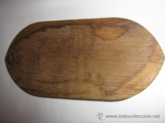 Antig&uuml;edades: ANTIGUA BENDITERA MADERA Y CRISTAL - Foto 2