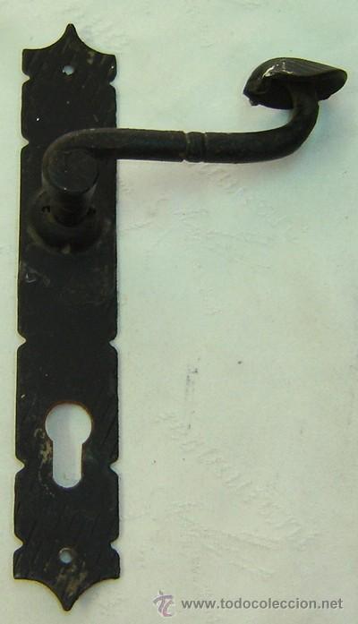 Oggetti Antichi: MANETA DE PUERTA DE HIERRO FORJADO-MEDIDA 13*25 CMS.