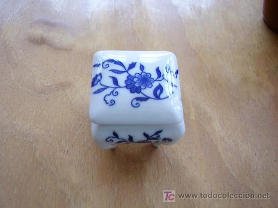 Antig&uuml;edades: Cajitas Porcelana - Foto 6