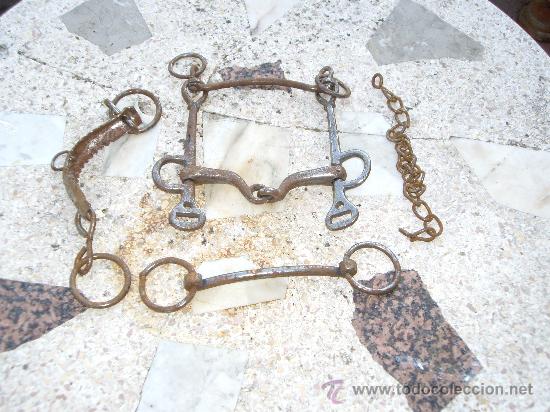 Antig&uuml;edades: accesorio para caballo - Foto 2