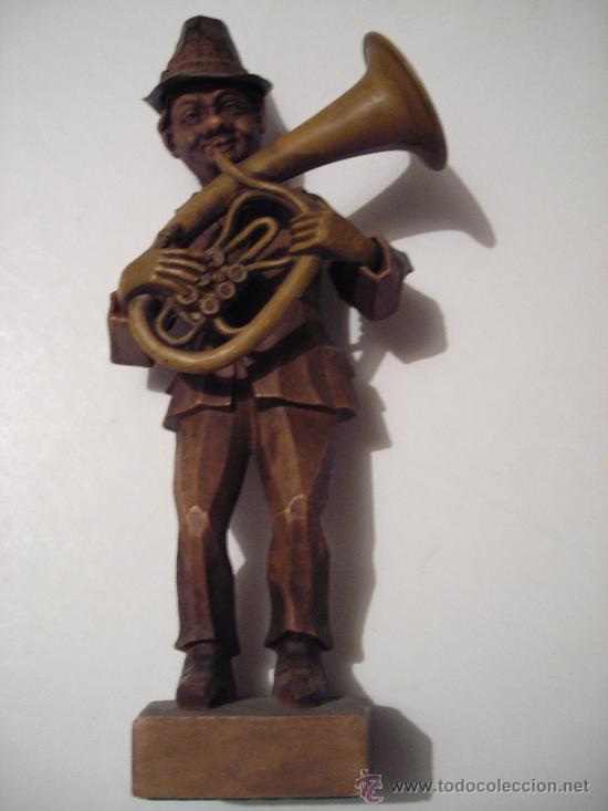 Antiques: figura  tocando instrumento musical  (colec cionista )