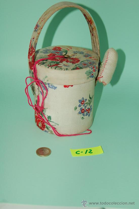 Antig&uuml;edades: ANTIGUO COSTURERO INFANTIL--  A&Ntilde;OS 50/60 --