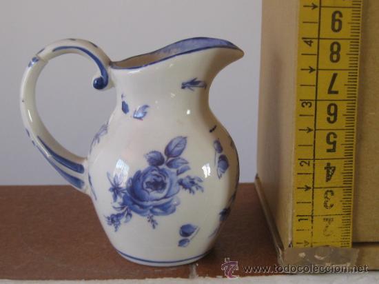 Antig&uuml;edades: JARRITA DE PORCELANA DECORADA EN AZUL - Foto 1