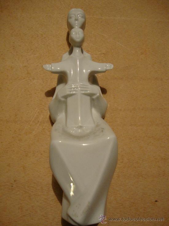 Antig&uuml;edades: MATERNIDAD - Foto 3