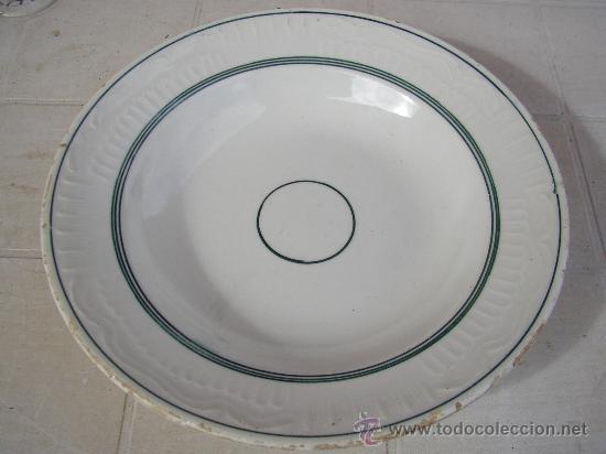 Antiguidades: Antiguo plato c&eacute;ramica con Ce&ntilde;al  ajuar boda 1925