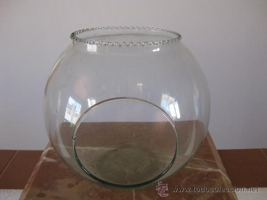 Antiguidades: CRISTAL EN FORMA REDONDA PARA FLORES