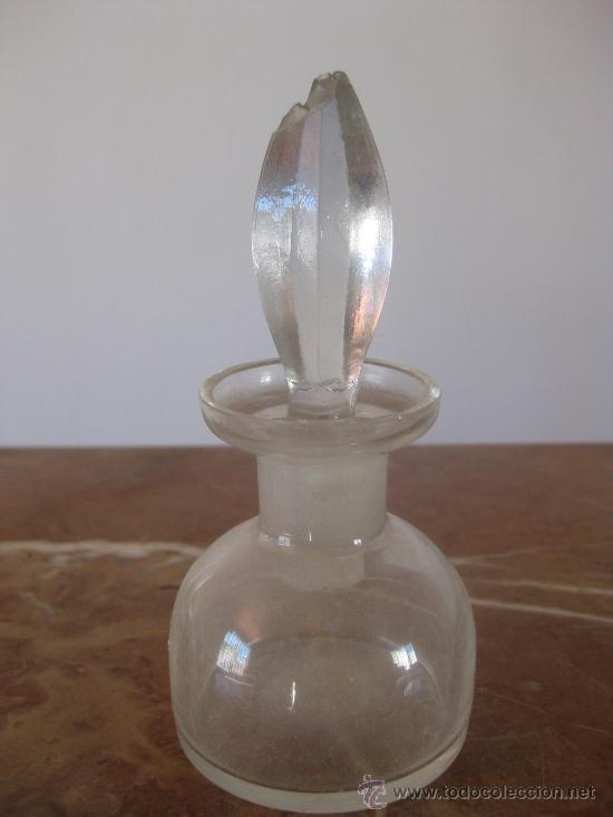 Antiguidades: BOTECITO CRISTAL CON TAPON ANTIGUO