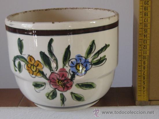 Antig&uuml;edades: MACETERO ANTIGUO EN CERAMICA VIDRIADA Y DECORADA - Foto 1