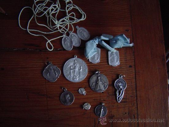 Antig&uuml;edades: Lote 13 medallas. - Foto 1
