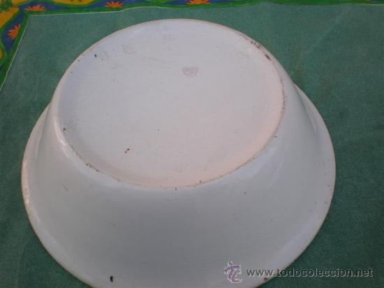Antig&uuml;edades: ensaladera de ceramica - Foto 2