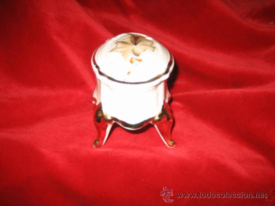 Antig&uuml;edades: JOYERO DE PORCELANA - Foto 2