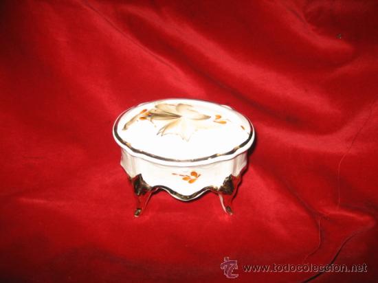 Antig&uuml;edades: JOYERO DE PORCELANA - Foto 3