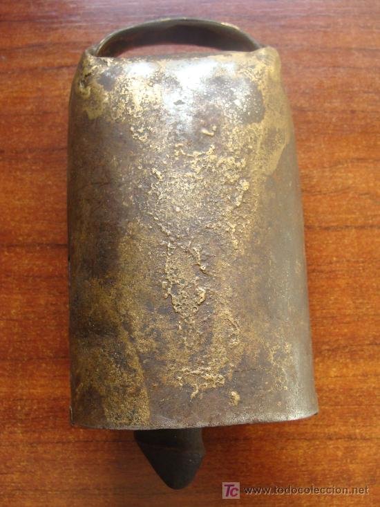 antiguo cencerro de chapa metal hierro y bronce - Buy Antique