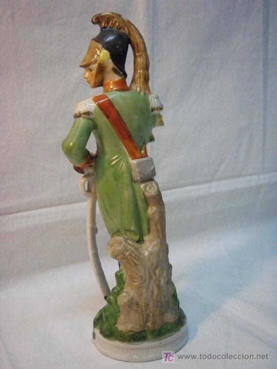 Antig&uuml;edades: SOLDADO DE PORCELANA - Foto 5