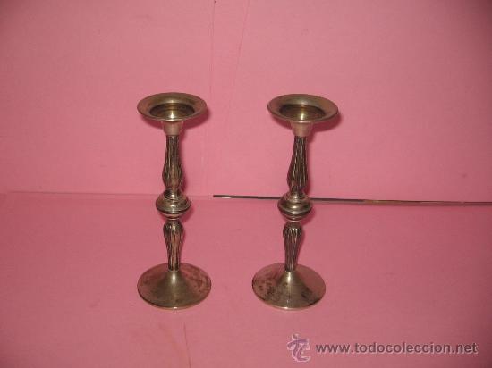 Antig&uuml;edades: Pareja de candelabros de plata - Foto 1