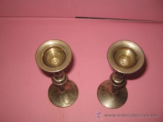 Antig&uuml;edades: Pareja de candelabros de plata - Foto 2