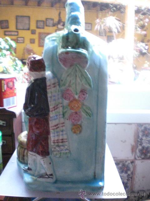 Antig&uuml;edades: Gran botijo en ceramica de manises - Foto 2