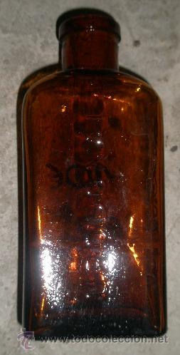 Antig&uuml;edades: Botella de cristal de 145 cms aprox. URDONAL ETACH - Foto 1