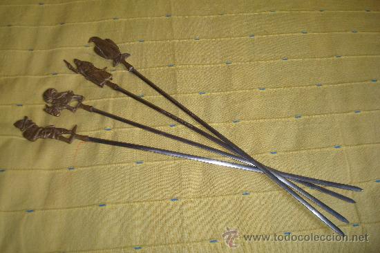 Antiquit&eacute;s: ANTIGUAS BROCHETAS DE BARBACOA TALLADAS A MANO