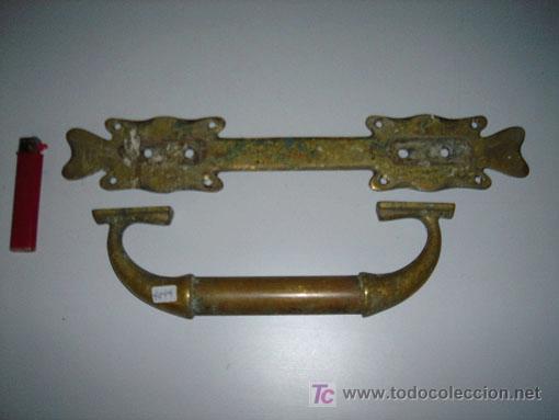 Antig&uuml;edades: tirador de puerta son modernista