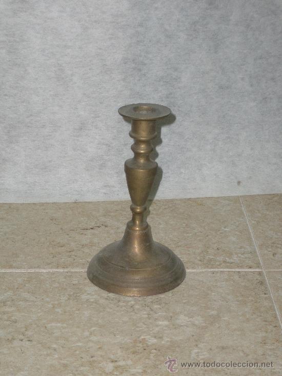 Antig&uuml;edades: ANTIGUO CANDELABRO BRONCE - Foto 1