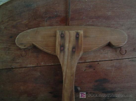 Antig&uuml;edades: ANTIGUO COLGADOR DE MADERA - Foto 3