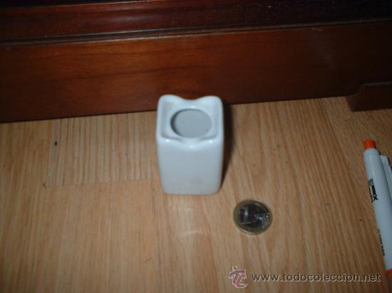 Antig&uuml;edades: palillero de porcelana - Foto 1