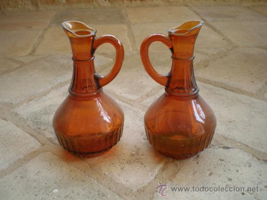 Antiguidades: PAREJA DE VINAGRERAS DE CRISTAL AHUMADO