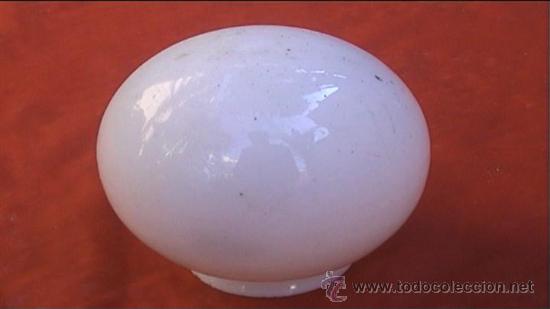 Antig&uuml;edades: GLOBO OPALINA TULIPA 15CM DIAMETRO 8CM GRAPA - Foto 2