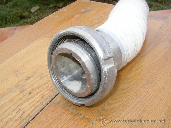 Antig&uuml;edades: TORNILLO PARA BOCA DE RIEGO. - Foto 1