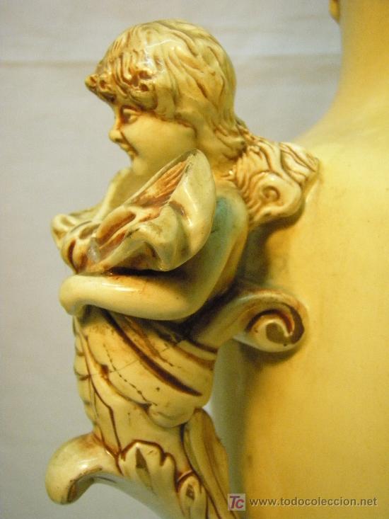 Antig&uuml;edades: PAR DE JARRONES DE PORCELANA DE FINALES DEL XIX - Foto 3