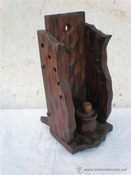Antig&uuml;edades: velon de madera rustico - Foto 1