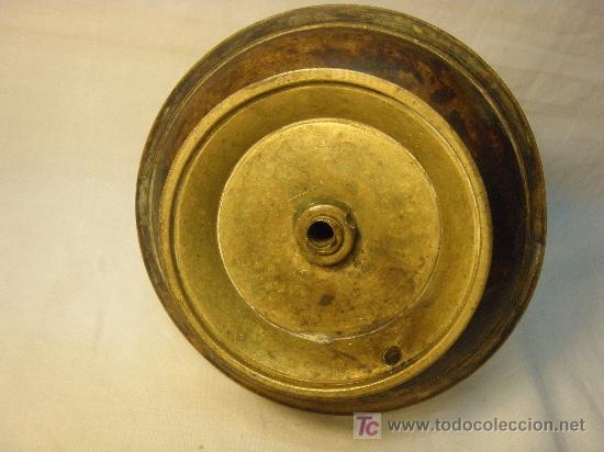 Antig&uuml;edades: CANDELERO ANTIGUO DE FUNDICION DE BRONCE - Foto 3