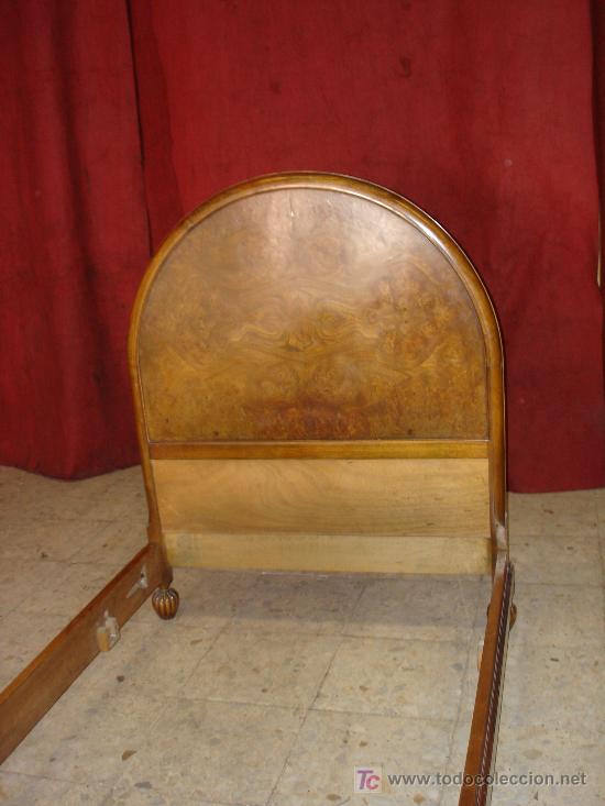 Antig&uuml;edades: CAMA EN MADERA DE RAIZ - Foto 7
